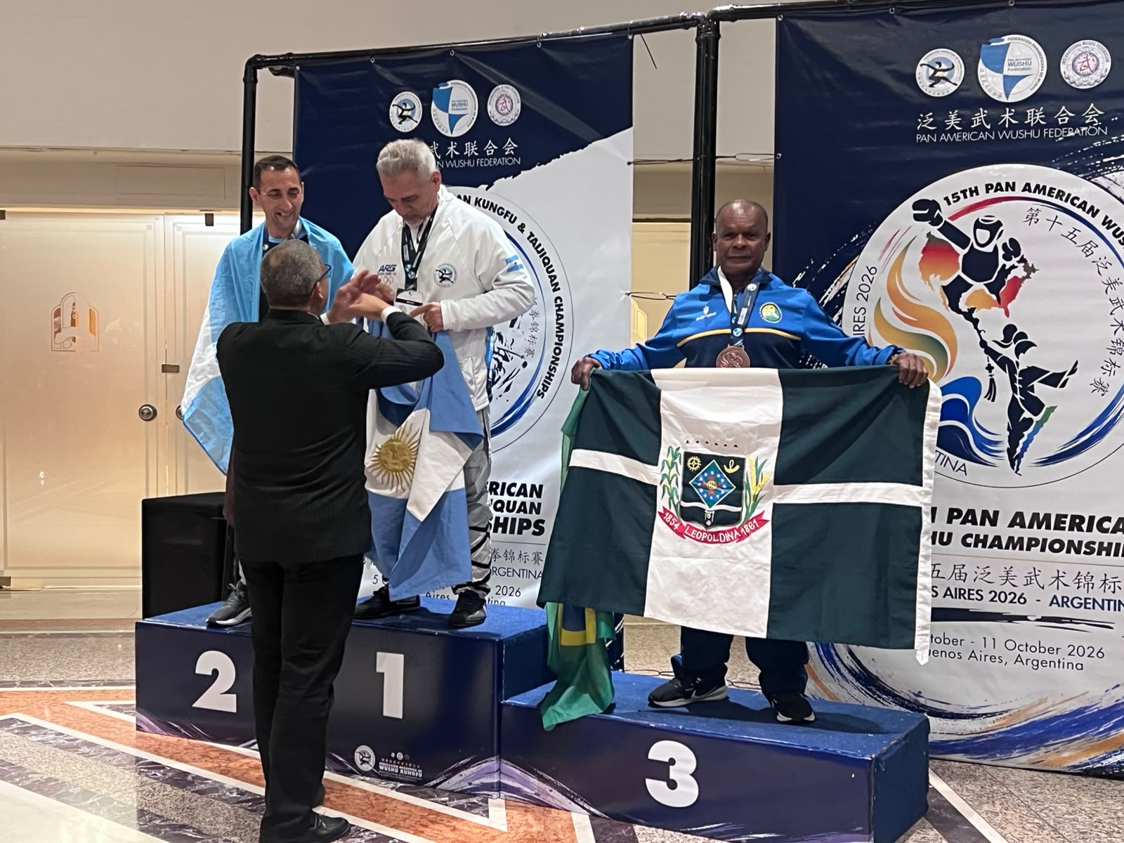 Registro da premiação de bronze do Mestre Betinho em Buenos Aires